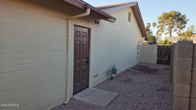 2330 E ALAMEDA Drive, Tempe, AZ 85282