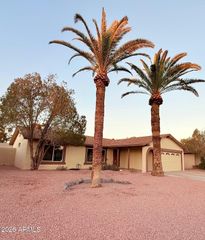 2330 E ALAMEDA Drive, Tempe, AZ 85282