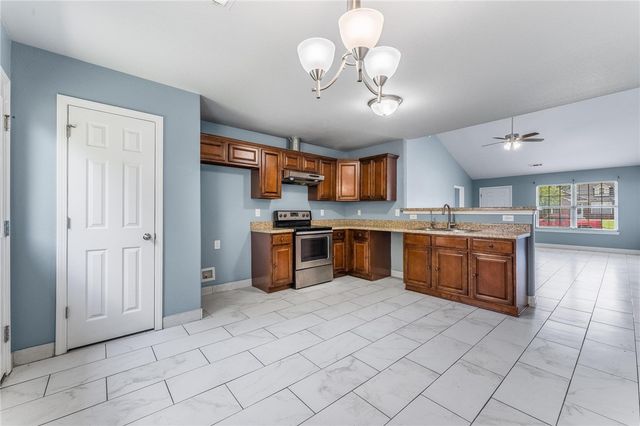 3530 Reynolds Avenue, Springdale, AR 72764