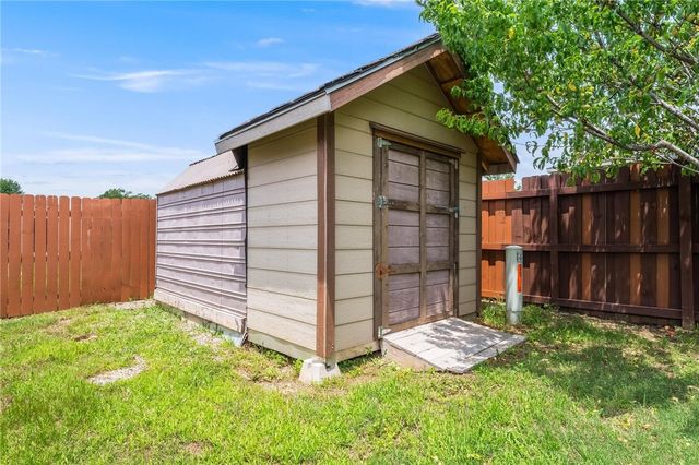 3530 Reynolds Avenue, Springdale, AR 72764