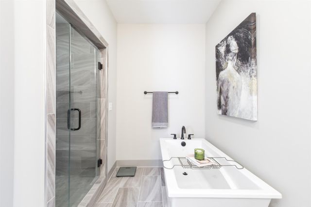 204 Burns Ave Apt 13, Nashville, TN 37203