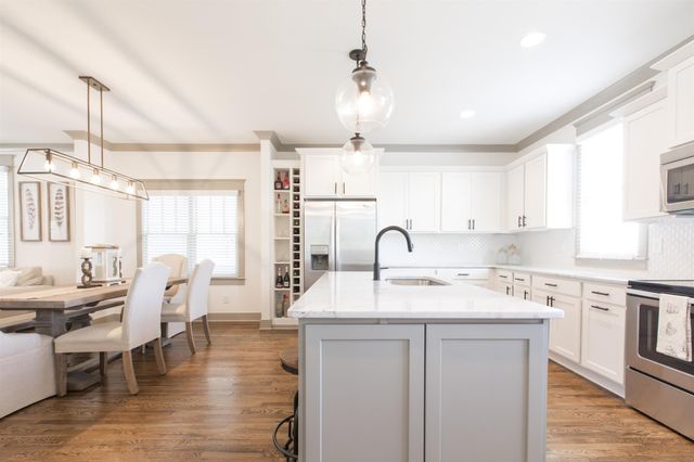 204 Burns Ave Apt 13, Nashville, TN 37203