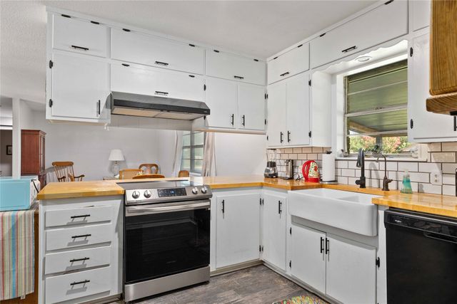 308 E 1st Street, Cross Plains, TX 76443