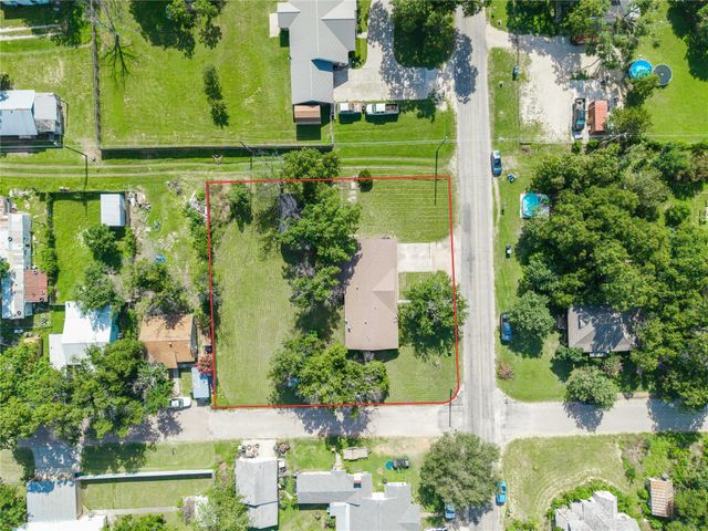 308 E 1st Street, Cross Plains, TX 76443