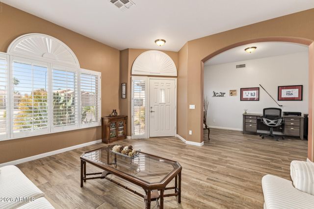 19215 N Coyote Lakes Parkway, Surprise, AZ 85378