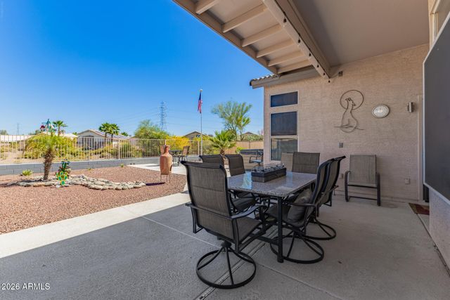 19215 N Coyote Lakes Parkway, Surprise, AZ 85378