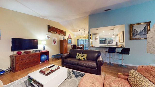 4438 SUMMER OAK DRIVE, Tampa, FL 33618