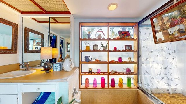 4438 SUMMER OAK DRIVE, Tampa, FL 33618