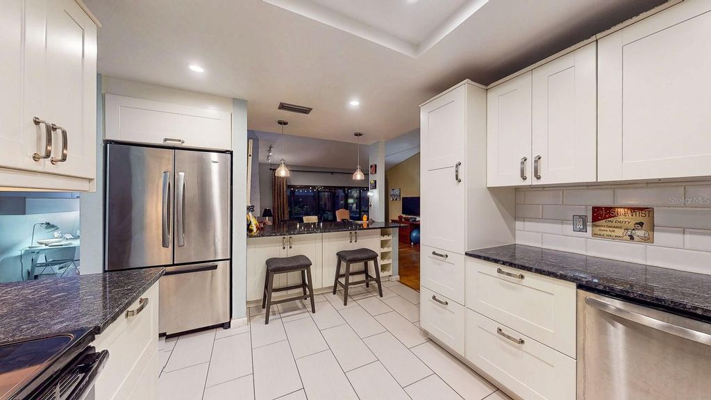 Image 24 of property listing at 4438 SUMMER OAK DRIVE, Tampa, FL 33618