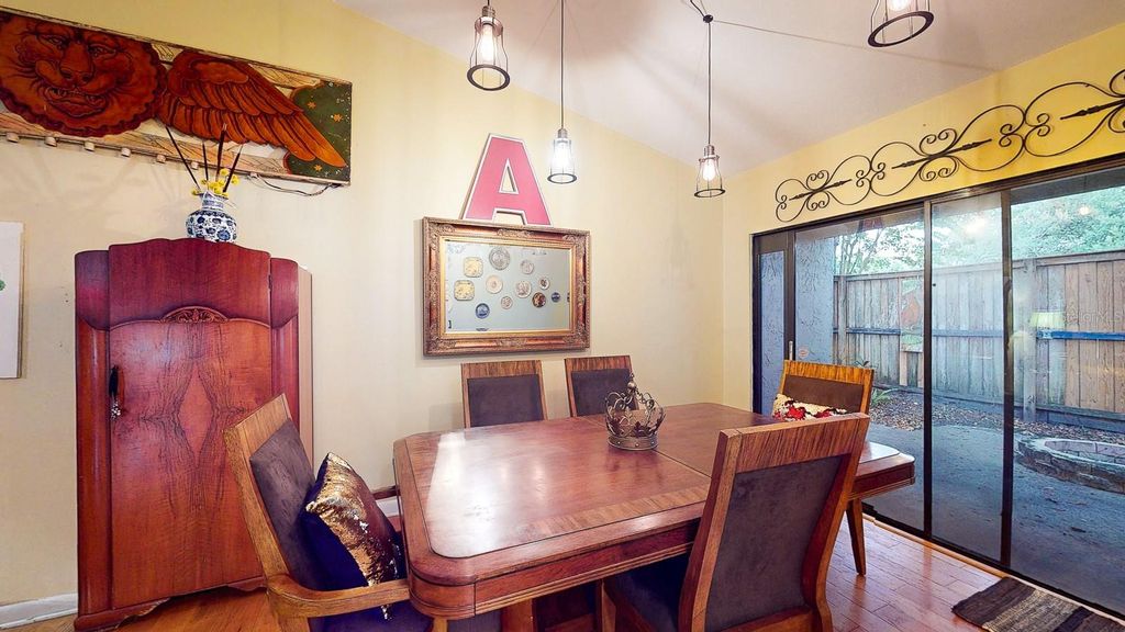 Image 28 of property listing at 4438 SUMMER OAK DRIVE, Tampa, FL 33618