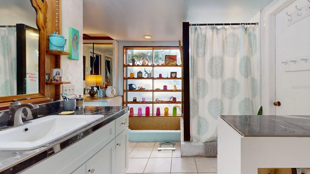 Image 45 of property listing at 4438 SUMMER OAK DRIVE, Tampa, FL 33618