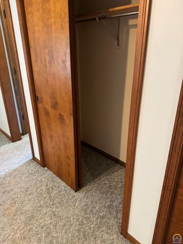 7045 SE 61st St, Tecumseh, KS 66542