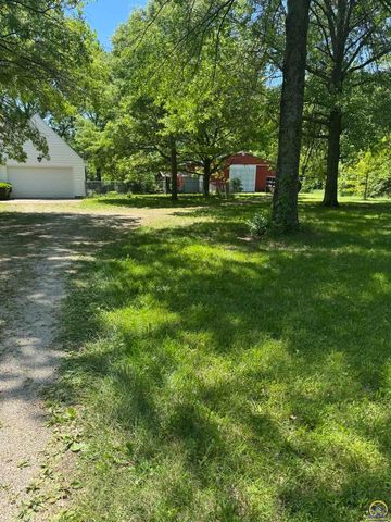 7045 SE 61st St, Tecumseh, KS 66542