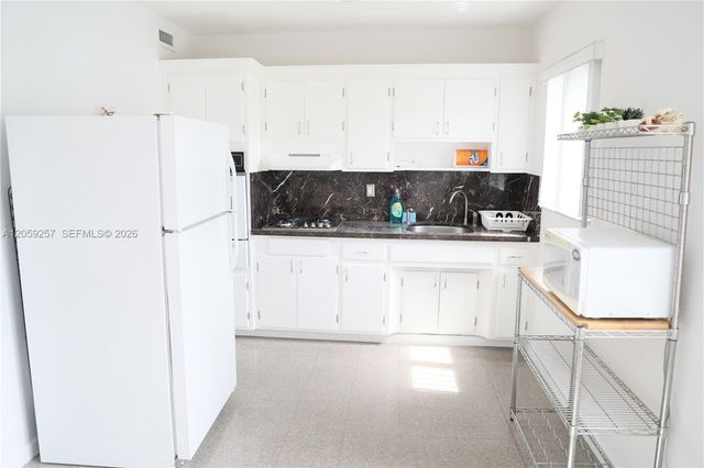 215 Antilla Avenue 2, Coral Gables, FL 33134