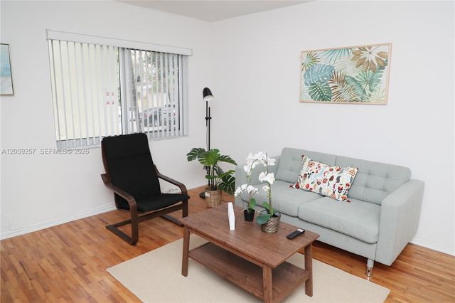 215 Antilla Avenue 2, Coral Gables, FL 33134