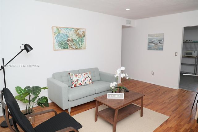 215 Antilla Avenue 2, Coral Gables, FL 33134