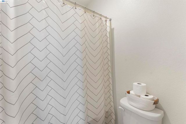 1631 Wonderland Way, Hayward, CA 94545