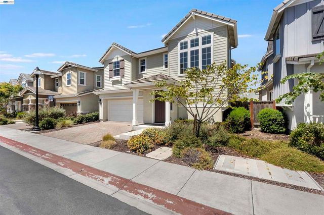 1631 Wonderland Way, Hayward, CA 94545