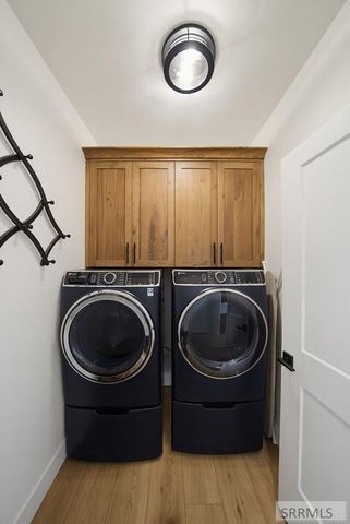 902 Jack Ln, Idaho Falls, ID 83402