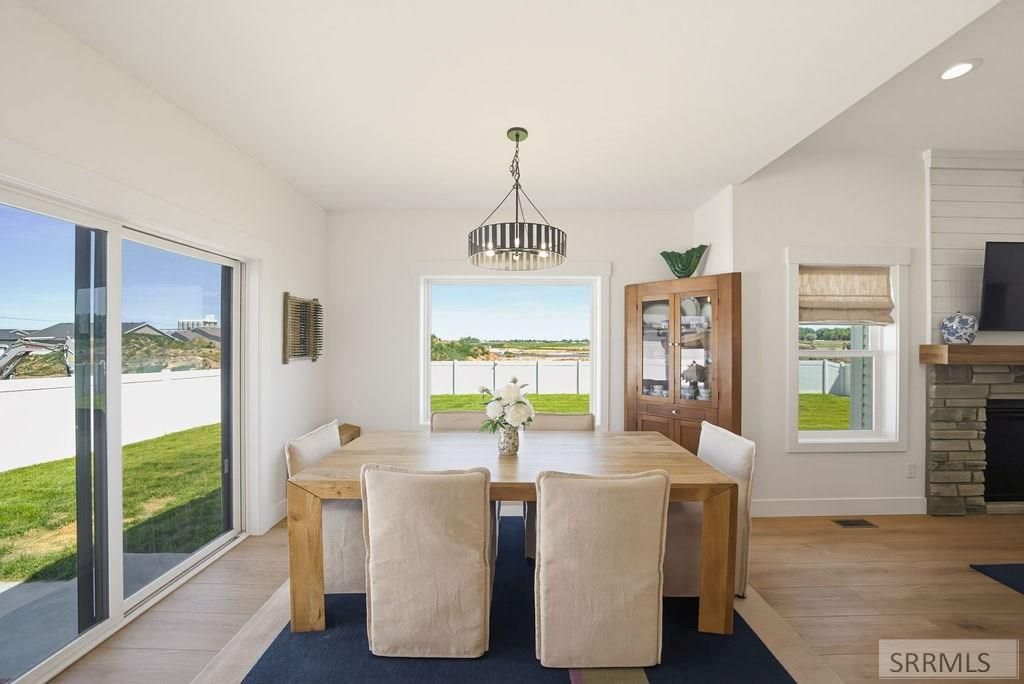 Image 15 of property listing at 902 Jack Ln, Idaho Falls, ID 83402
