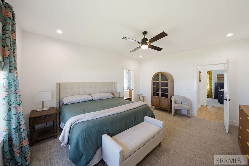 Image 21 of property listing at 902 Jack Ln, Idaho Falls, ID 83402