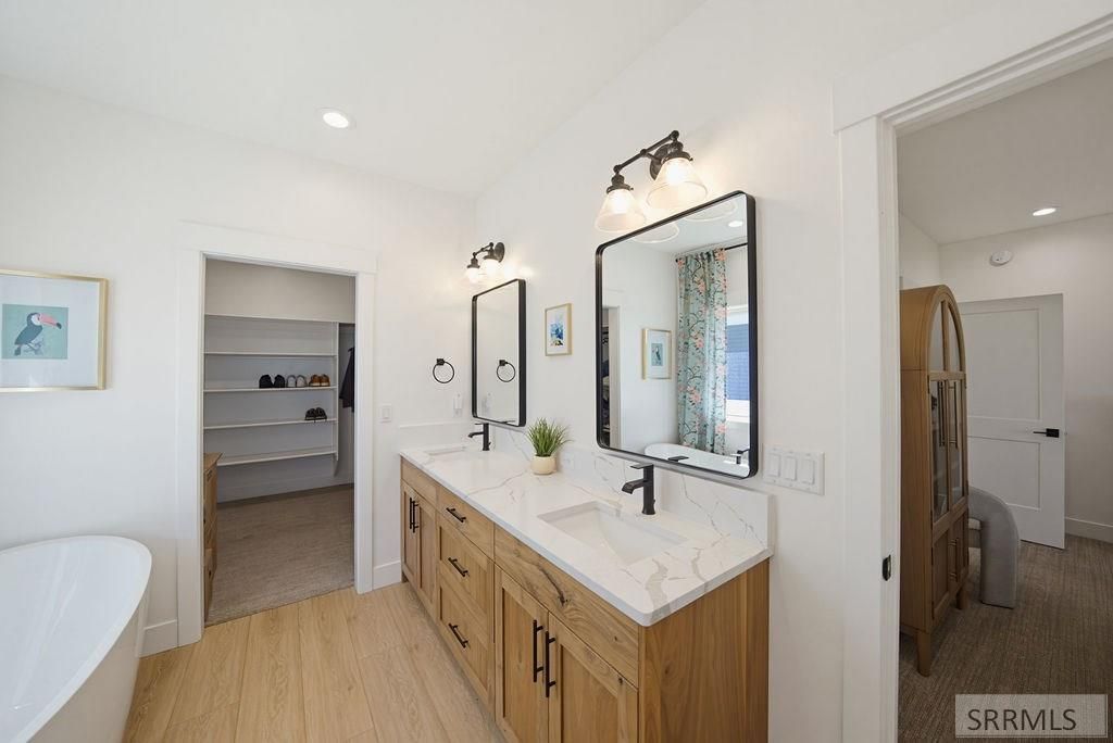 Image 23 of property listing at 902 Jack Ln, Idaho Falls, ID 83402