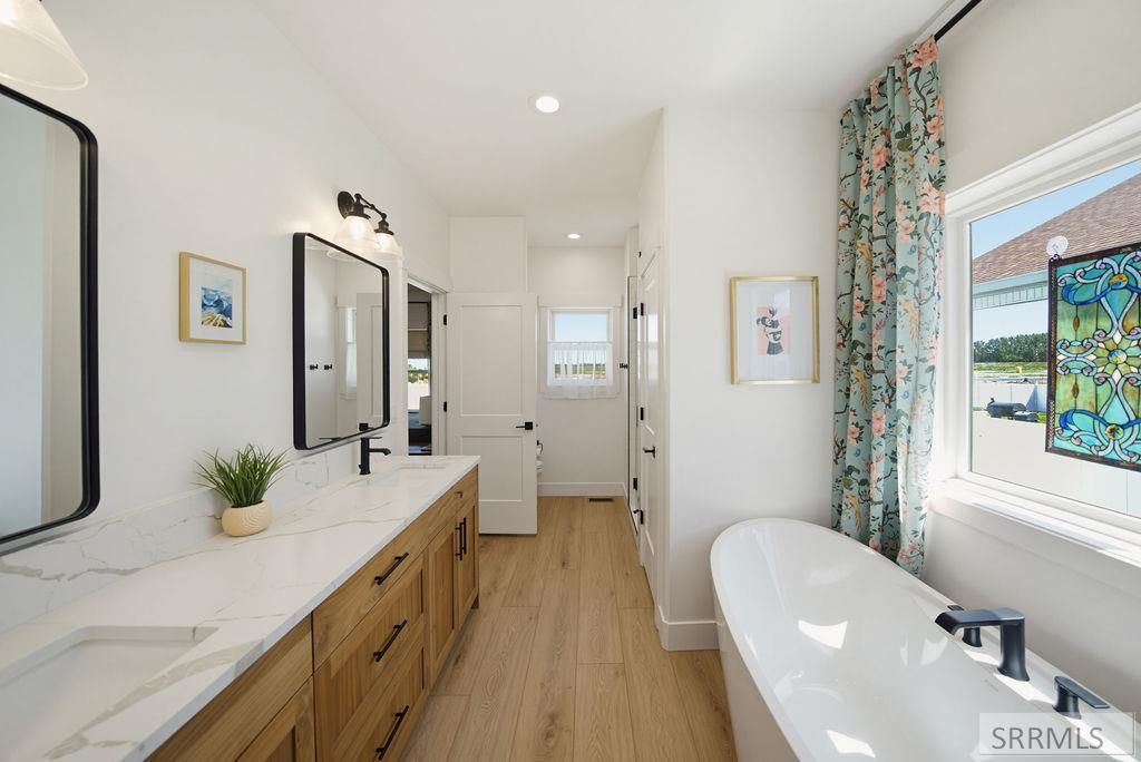 Image 25 of property listing at 902 Jack Ln, Idaho Falls, ID 83402