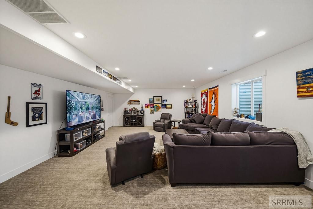 Image 28 of property listing at 902 Jack Ln, Idaho Falls, ID 83402