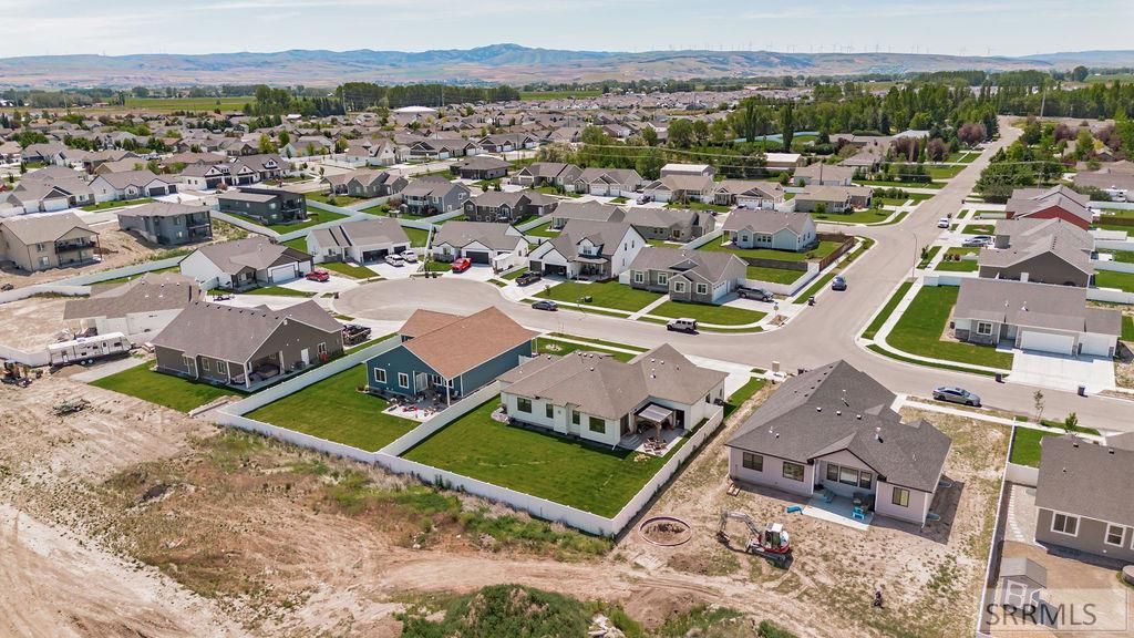 Image 42 of property listing at 902 Jack Ln, Idaho Falls, ID 83402
