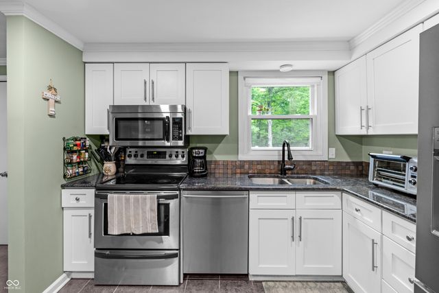 9135 Rymark Drive, Indianapolis, IN 46250