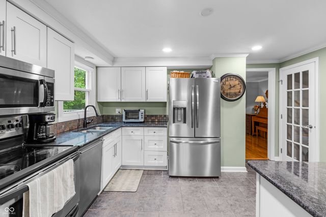 9135 Rymark Drive, Indianapolis, IN 46250
