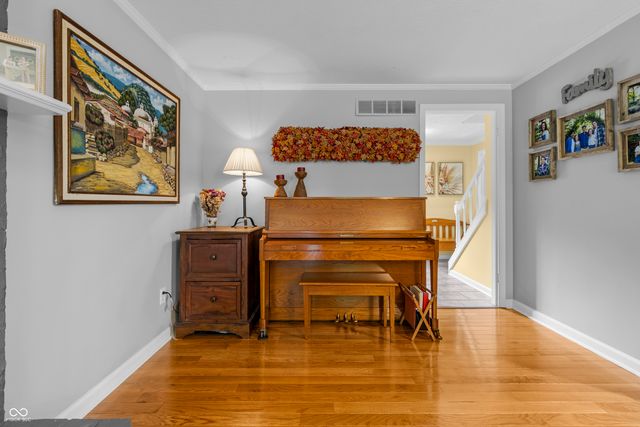 9135 Rymark Drive, Indianapolis, IN 46250