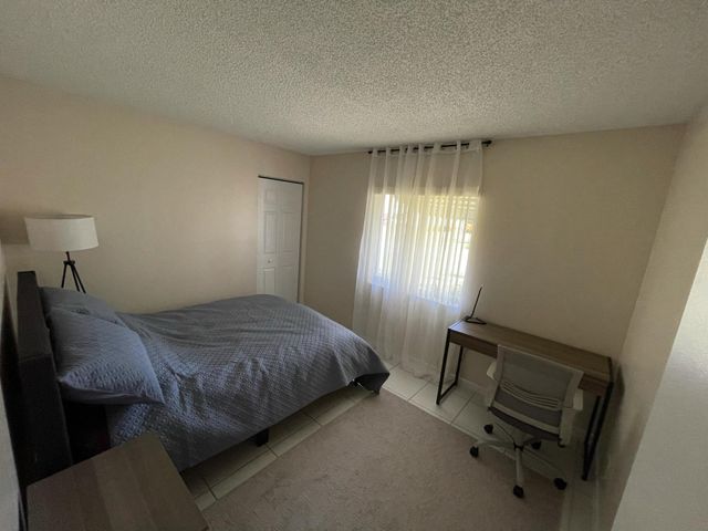 4988 Sable Pine Circle D1, West Palm Beach, FL 33417