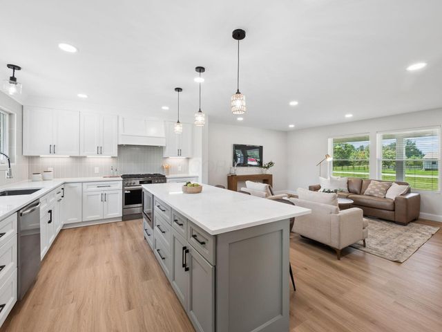 6425 Liberty Road N, Powell, OH 43065