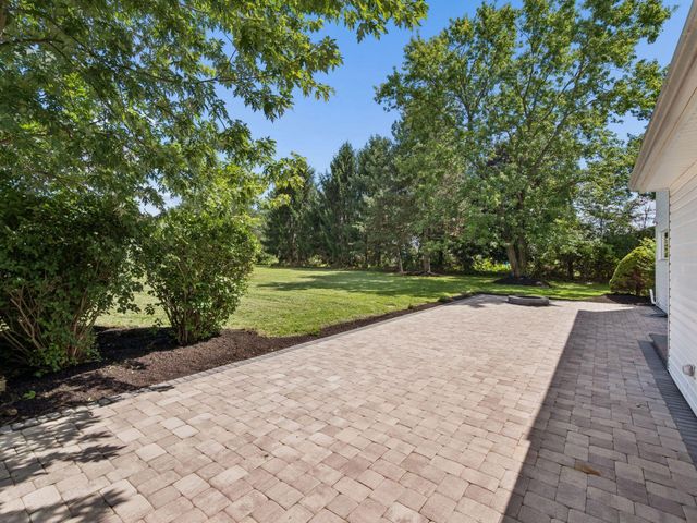 6425 Liberty Road N, Powell, OH 43065