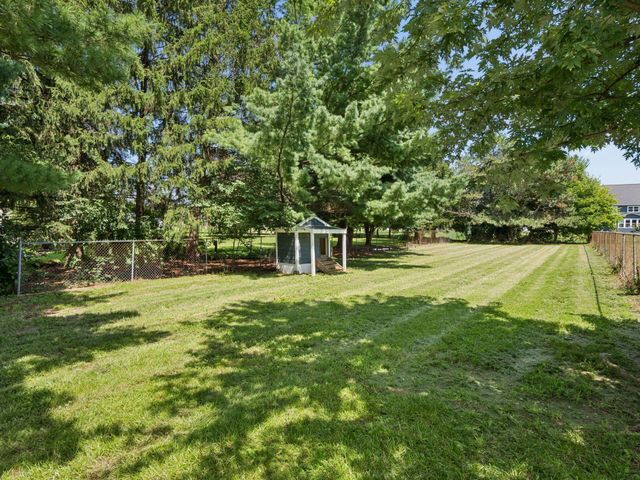 6425 Liberty Road N, Powell, OH 43065