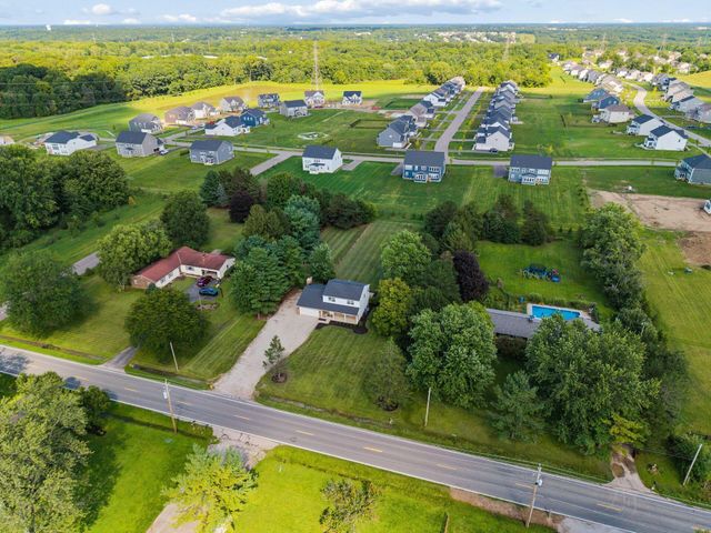 6425 Liberty Road N, Powell, OH 43065