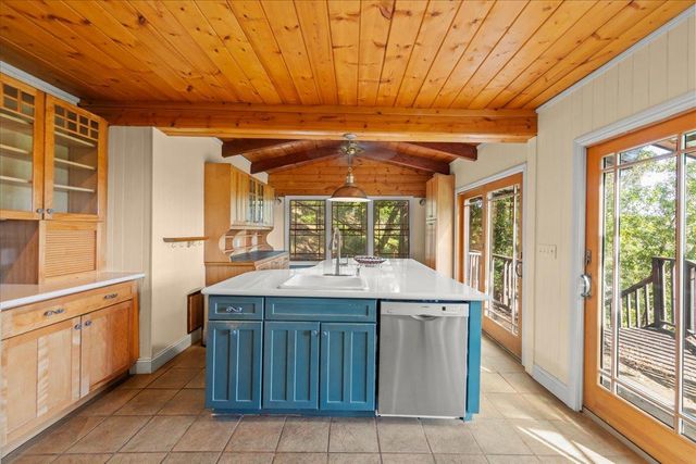 642 Park Road, Redwood City, CA 94062