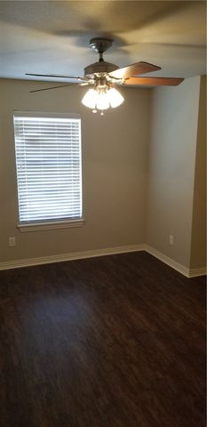 631 N Longfellow Lane, Fayetteville, AR 72704