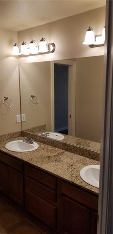 631 N Longfellow Lane, Fayetteville, AR 72704