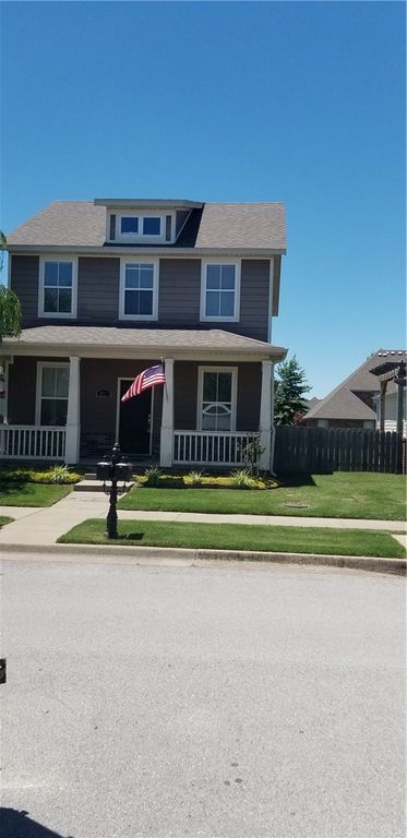 631 N Longfellow Lane, Fayetteville, AR 72704