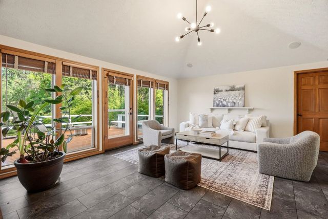 11517 N Kathy Dr, Spokane, WA 99218