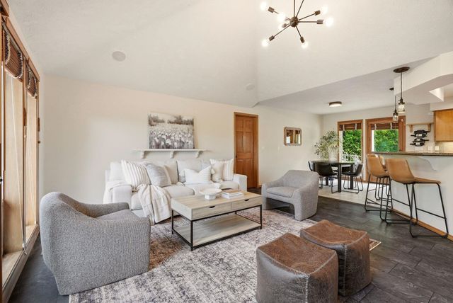 11517 N Kathy Dr, Spokane, WA 99218