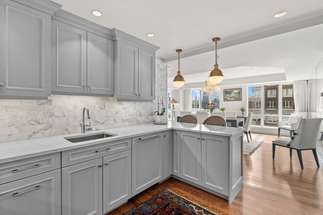 197 8th St 307, Boston, MA 02129