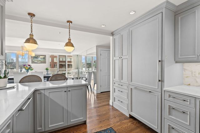 197 8th St 307, Boston, MA 02129