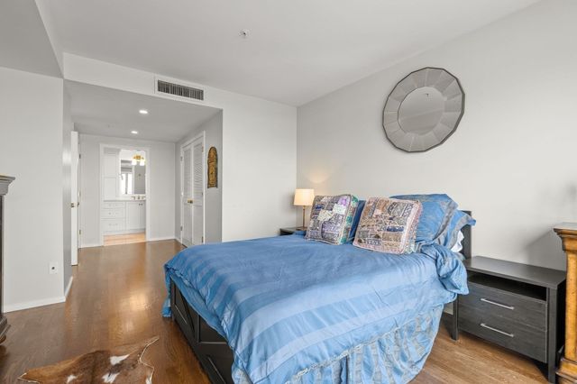 197 8th St 307, Boston, MA 02129