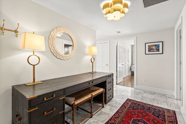 197 8th St 307, Boston, MA 02129