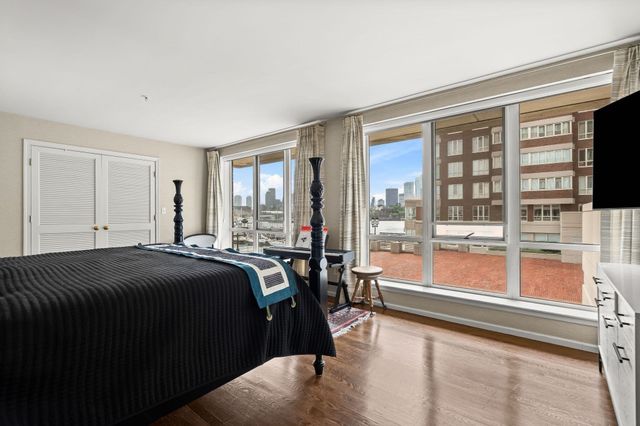 197 8th St 307, Boston, MA 02129