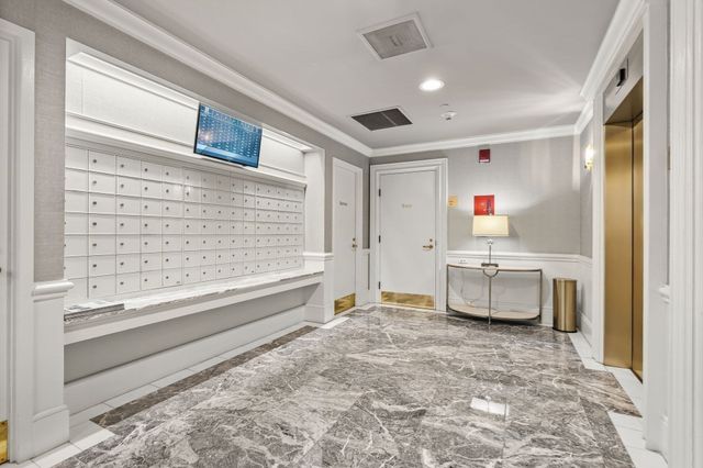 197 8th St 307, Boston, MA 02129