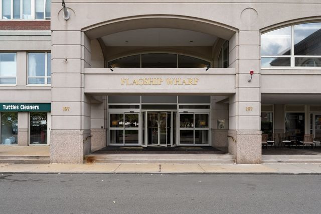 197 8th St 307, Boston, MA 02129